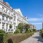 Haus Am Park 33 * Ostseebad Kühlungsborn